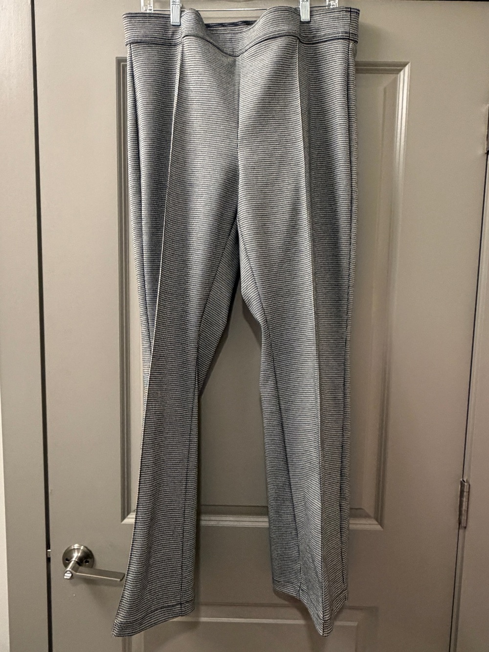 LOFT Houndstooth Pull-on Black and White Wide-leg Ponte Pants Front Seam - XL